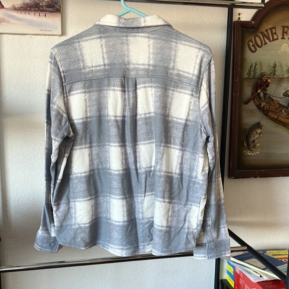 32 Degrees Never Worn Flannel - Picture 4 of 8